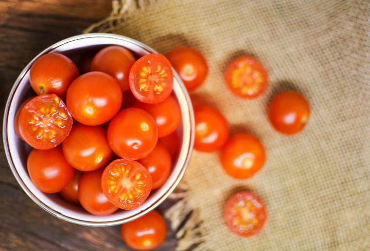 tomato mask