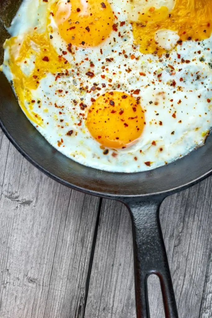 fried eggs for keto