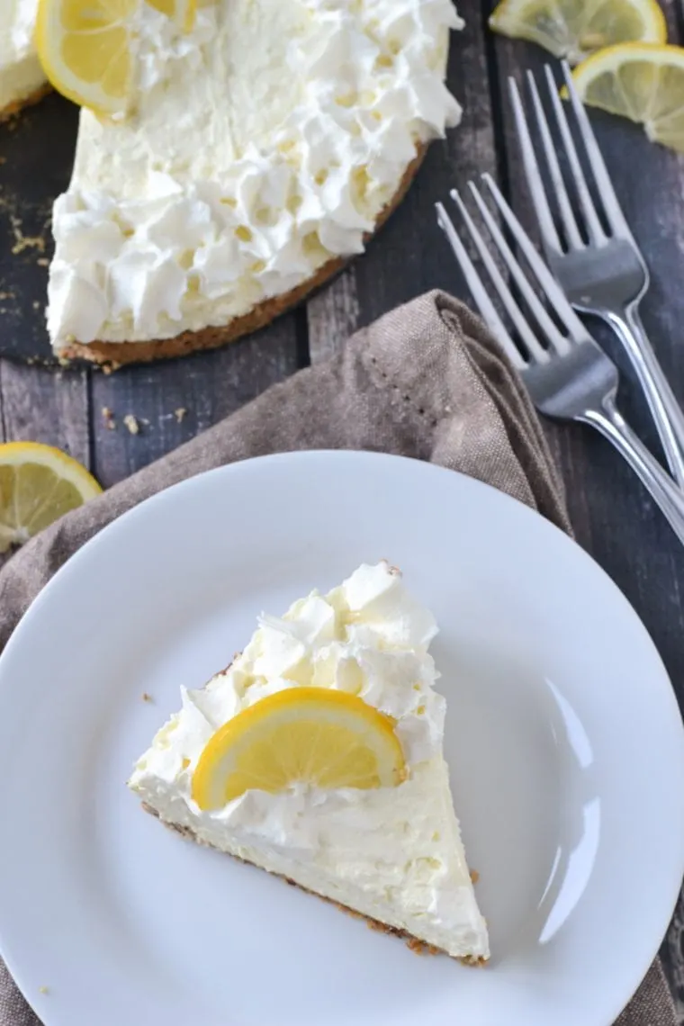 Lemon Cheesecake