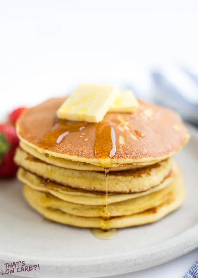6-Ingredients Keto Pancakes