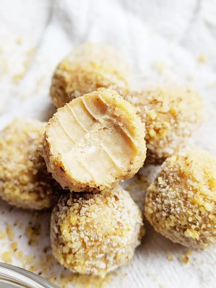 Peanut Butter Fat Bombs