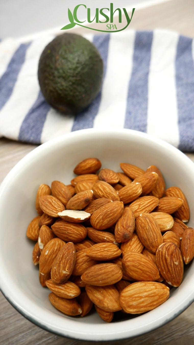 almonds snacking