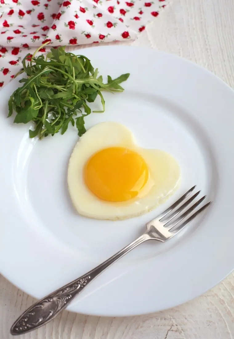 Fried Eggs with Rocket Salad
