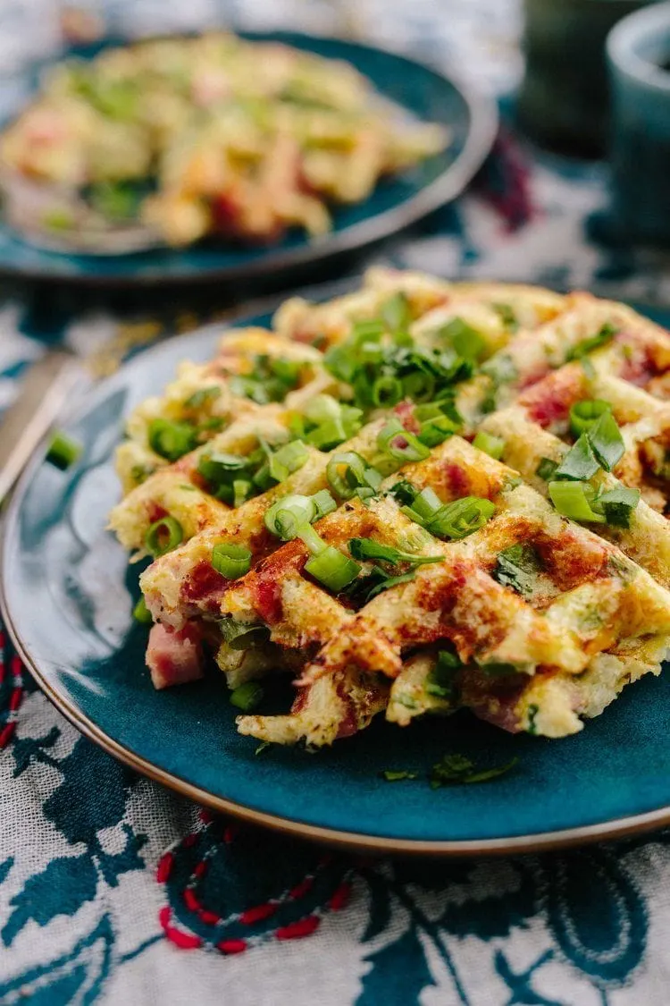 Waffle Iron Cauliflower Hash Browns