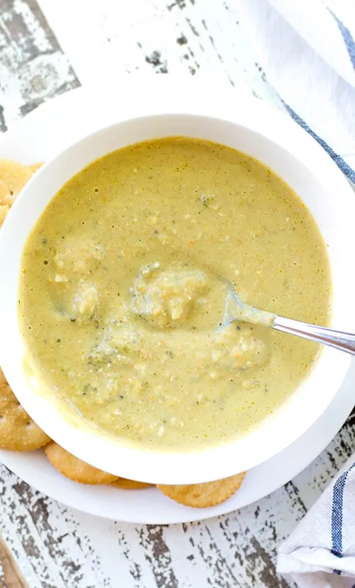 Crockpot Broccoli Cheddar Soup