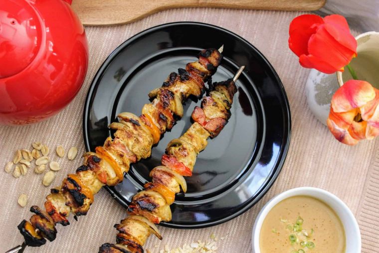 Satay with Peanut Sauce