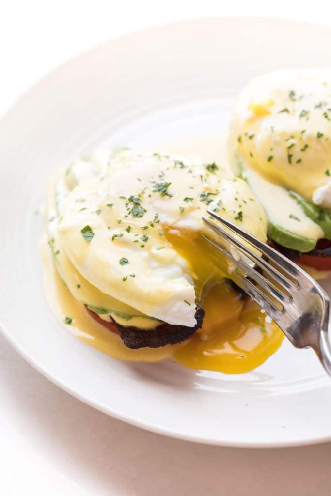 Keto California Eggs Benedict