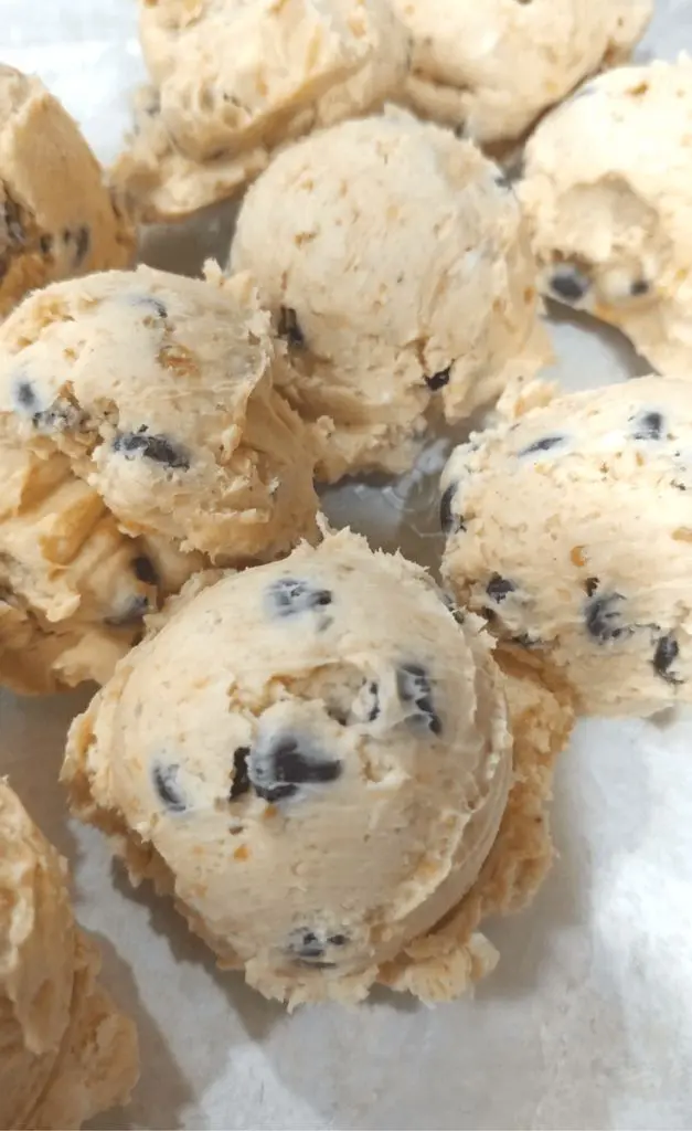 Cookie Dough Peanut Butter Fat Bombs