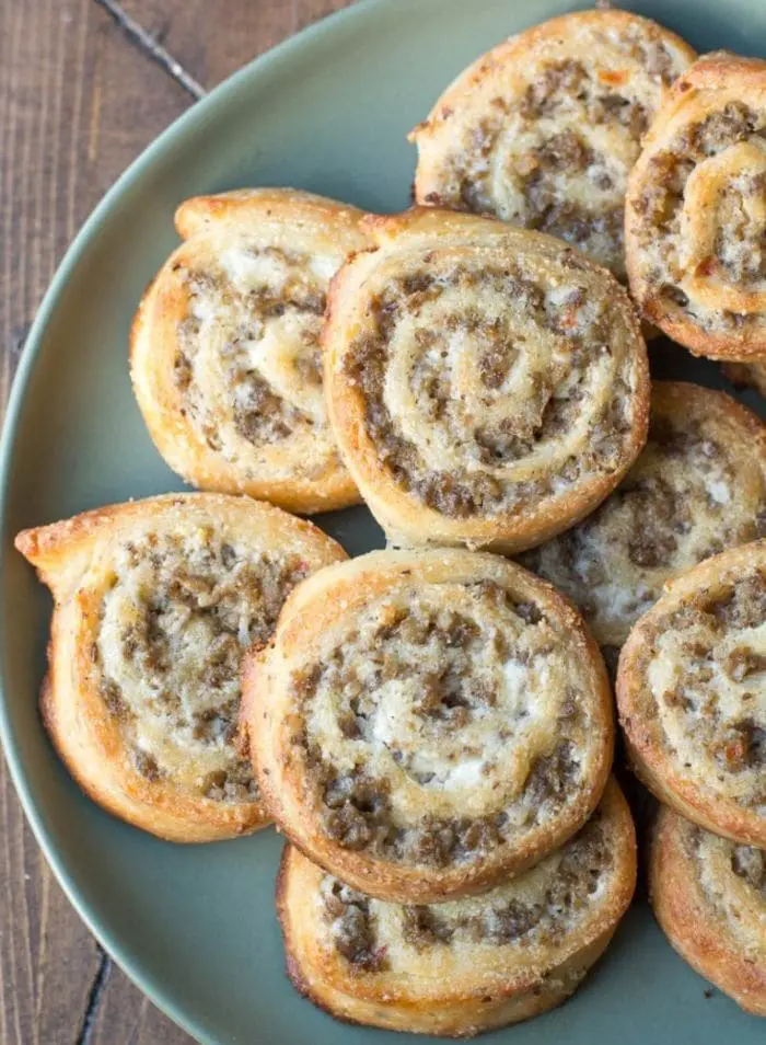 Keto Sausage Cream Cheese Pinwheels