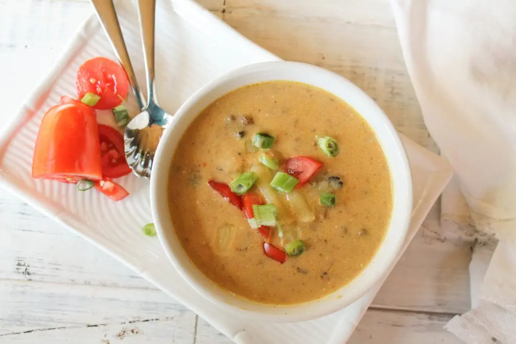 Instant Pot Bacon Cheeseburger Soup