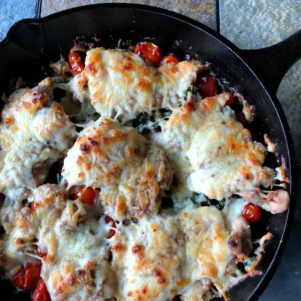 caprese chicken and kale skillet meal