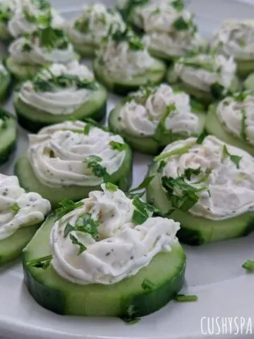 cucumber appetizers with garlic cheese keto