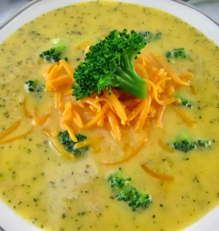 Keto Broccoli Cheese Soup