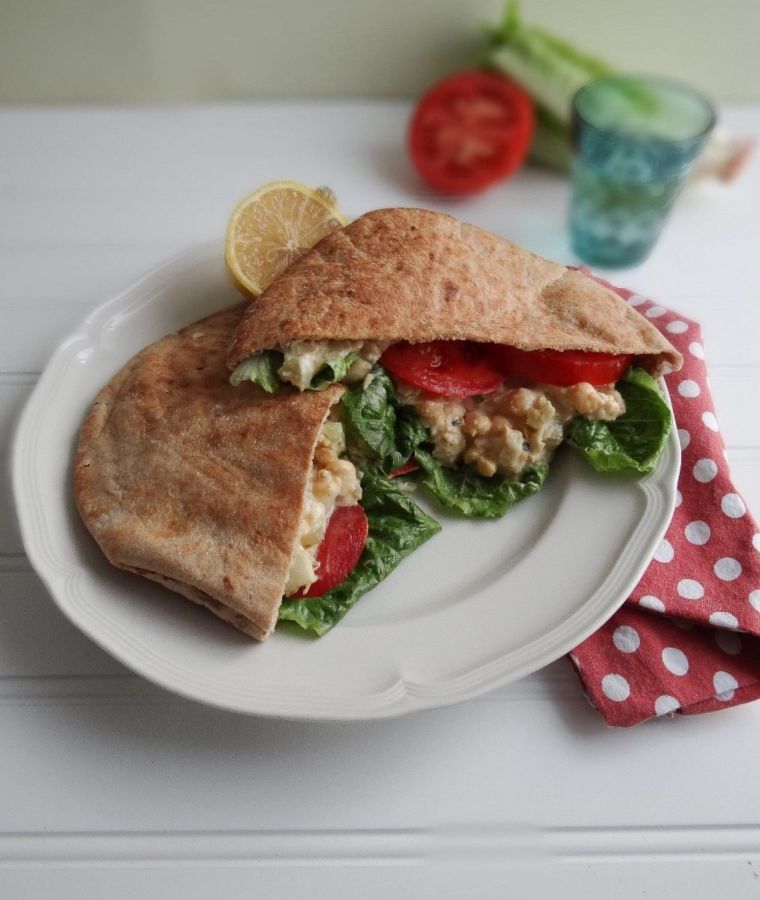 Chickpea Sea Salad Sandwiches