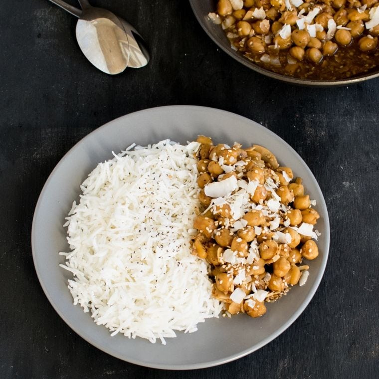 Garlicky Sesame Chickpeas