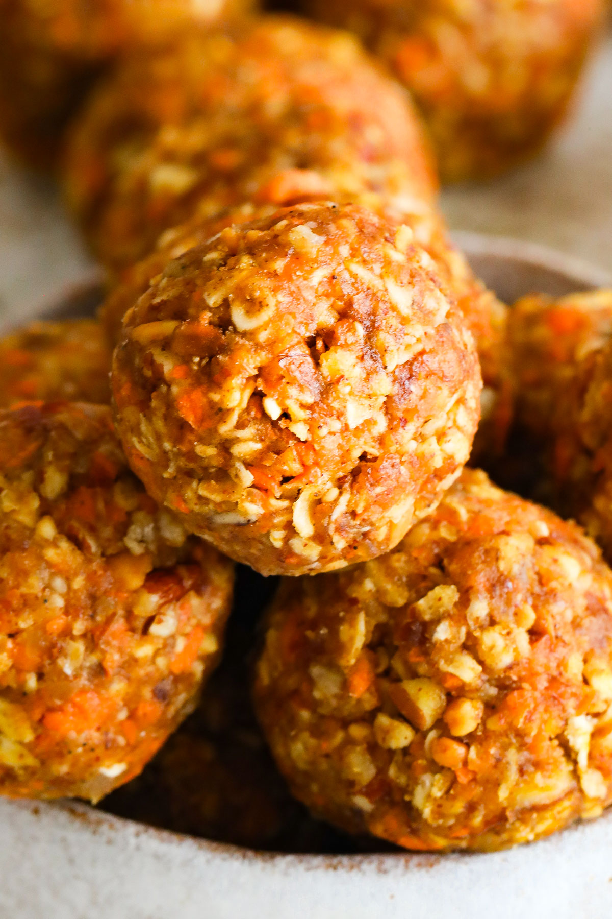 carrot cake energy bites