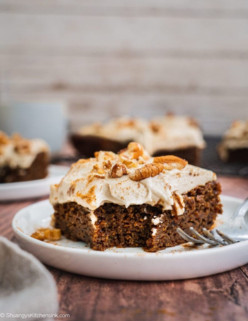 Vegan Gingerbread Cake