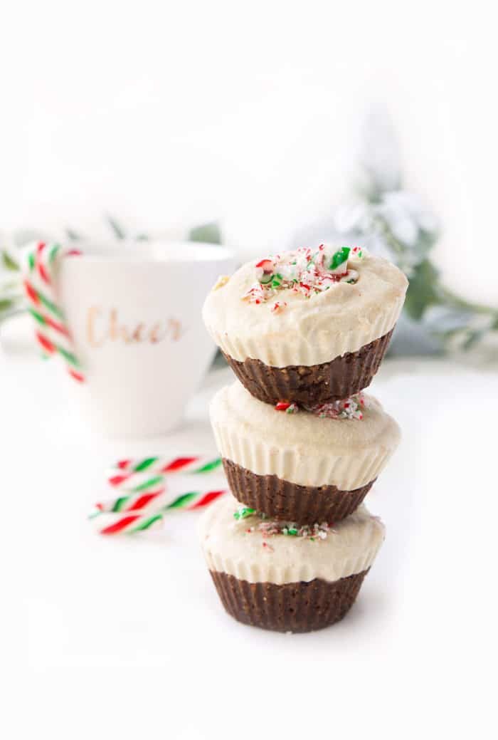 Vegan Chocolate Peppermint Cheesecake Cups