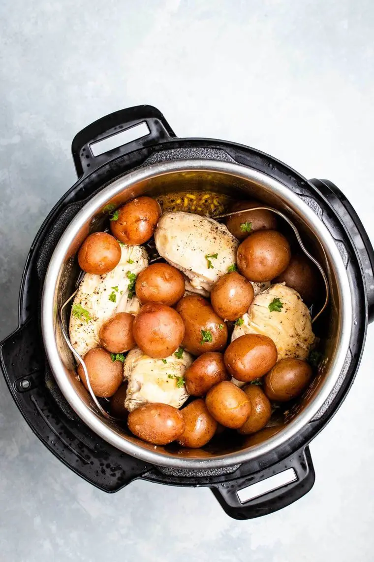 Lemon Garlic Instant Pot Chicken & Potatoes