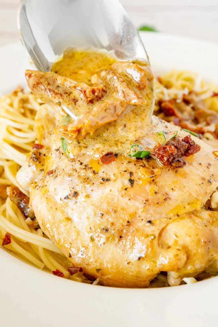 Creamy Chicken With Sun-Dried Tomatoes