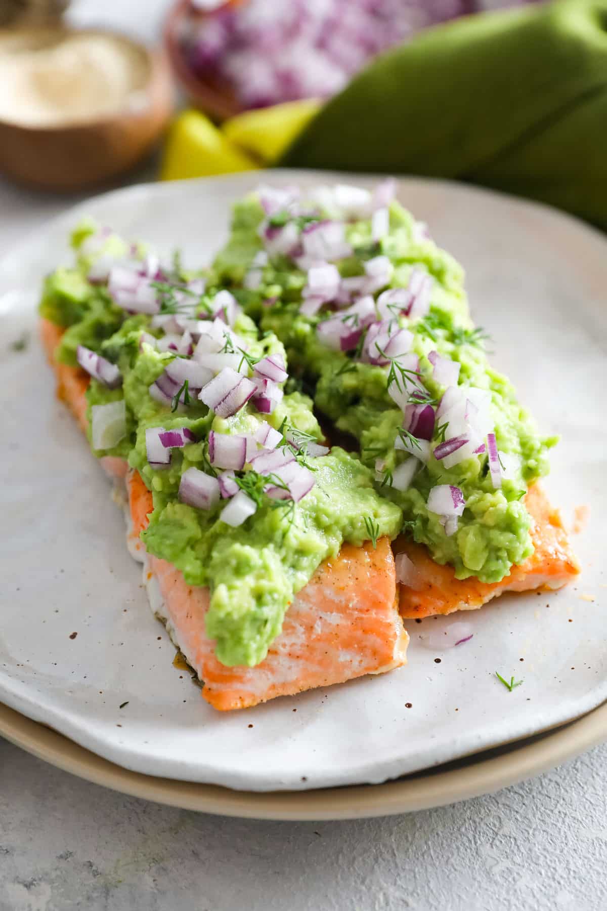 baked salmon with avocado mash