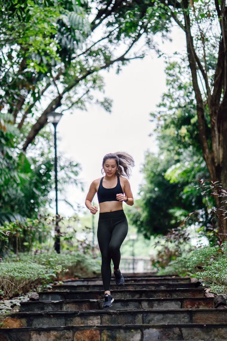 woman jogging