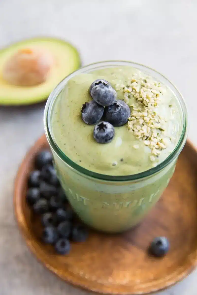 blueberry avocado smoothie