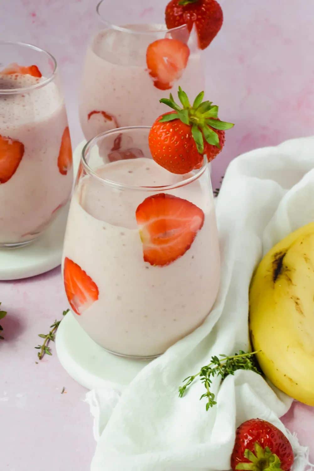 strawberry banana protein smoothie