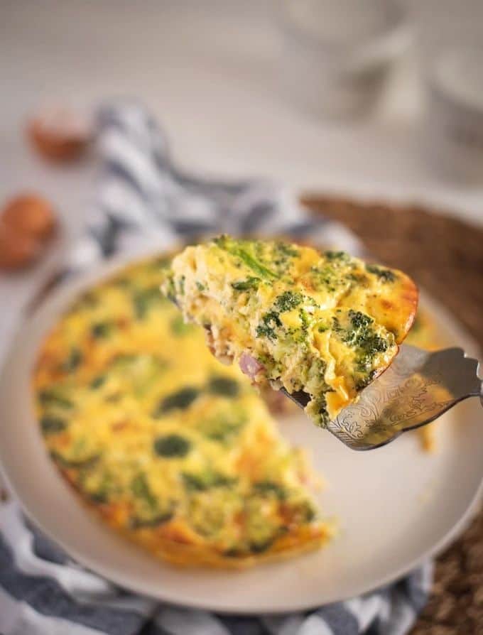 crustless quiche with broccoli