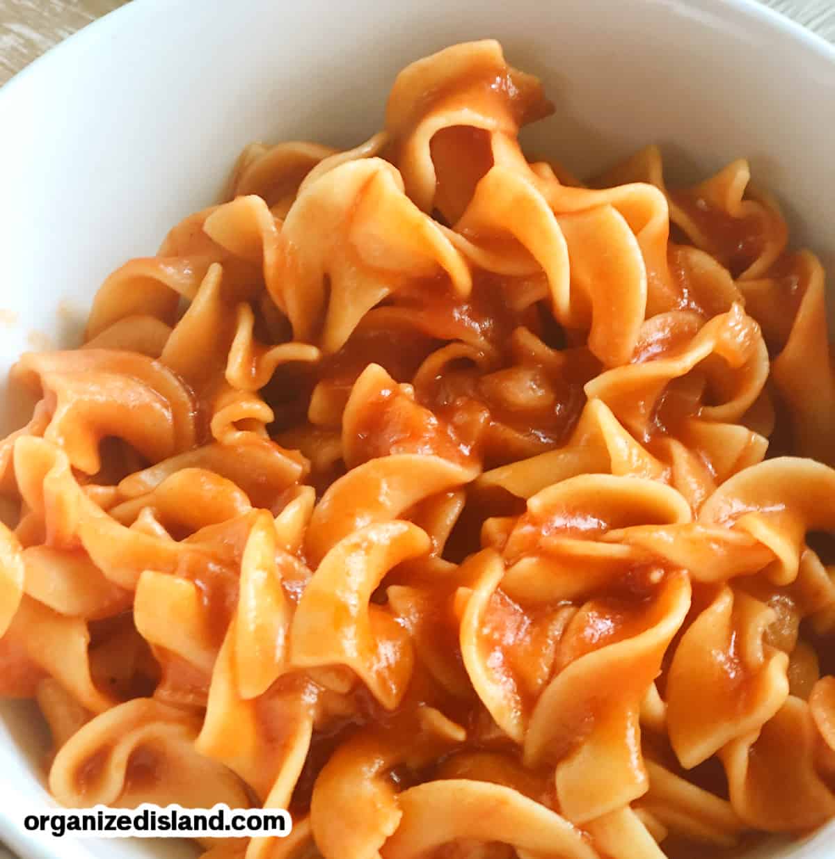 pasta with tomato sauce