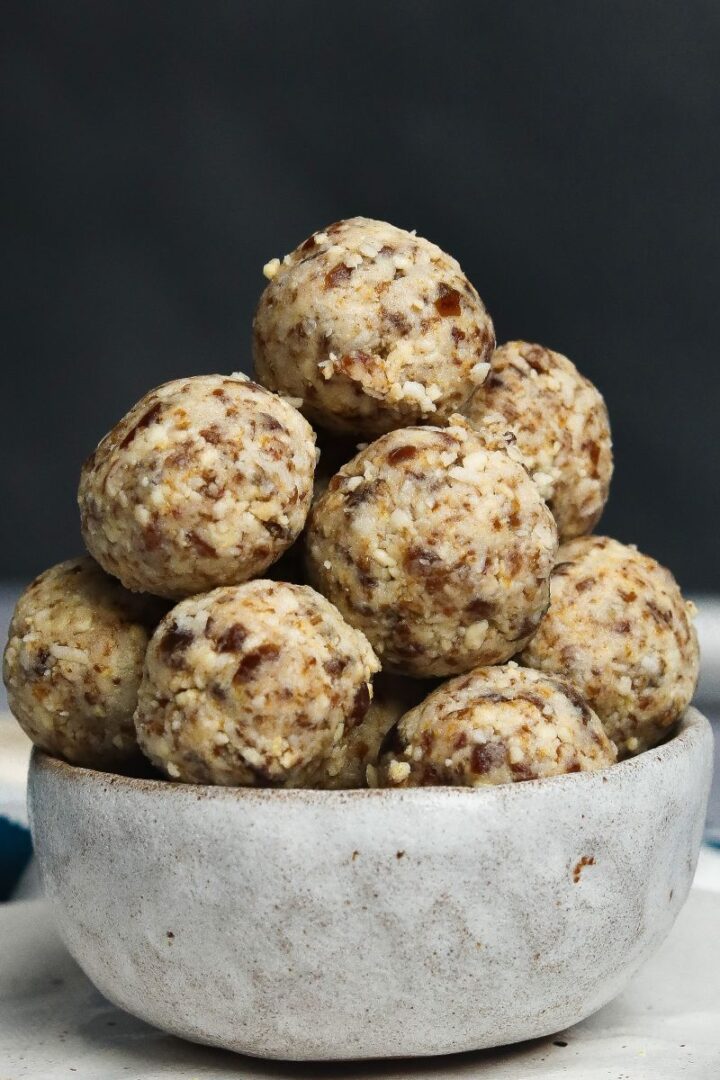 cashew energy balls