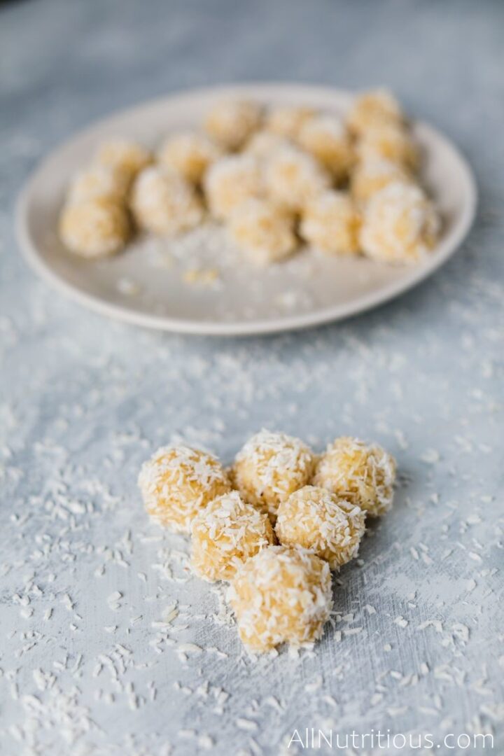 coconut protein balls