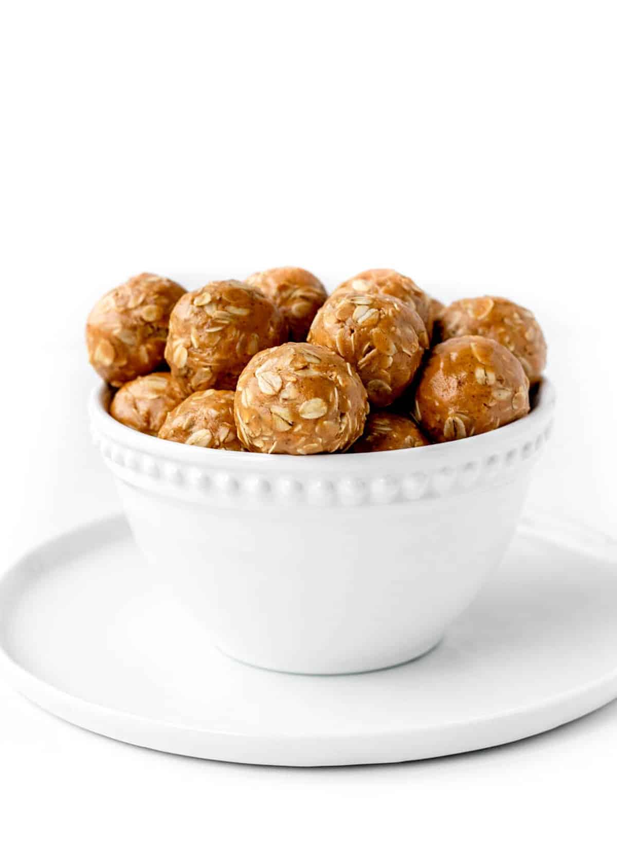 peanut butter oatmeal balls