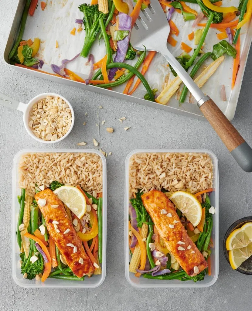sweet and spicy salmon with veggies
