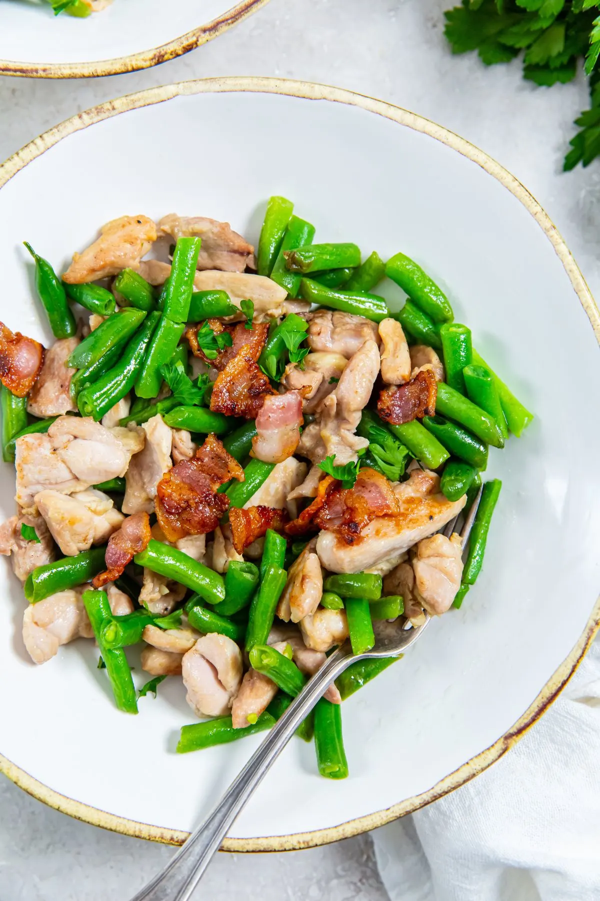 skillet chicken thighs, bacon and green beans