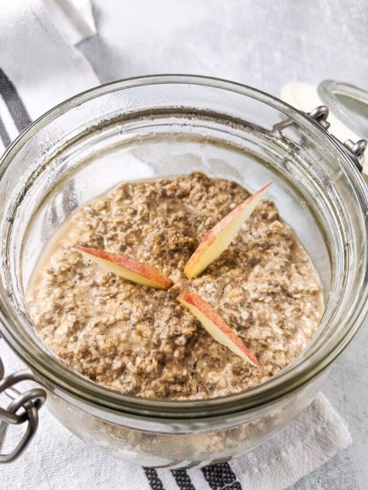 apple cinnamon overnight oats