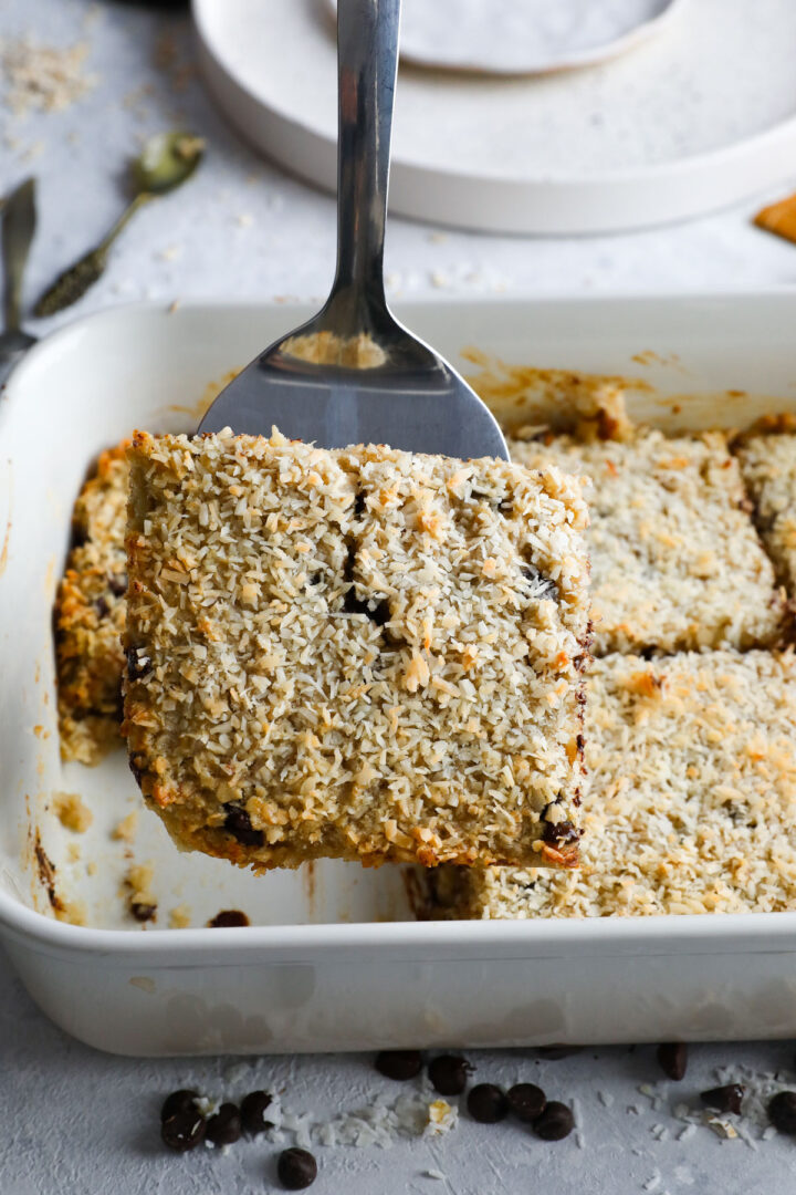 baked oatmeal with chocolate chips