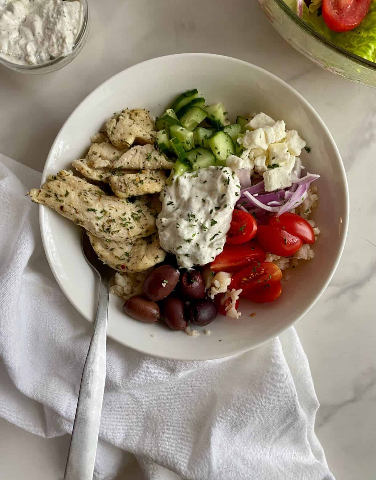 chicken tzatziki bowl