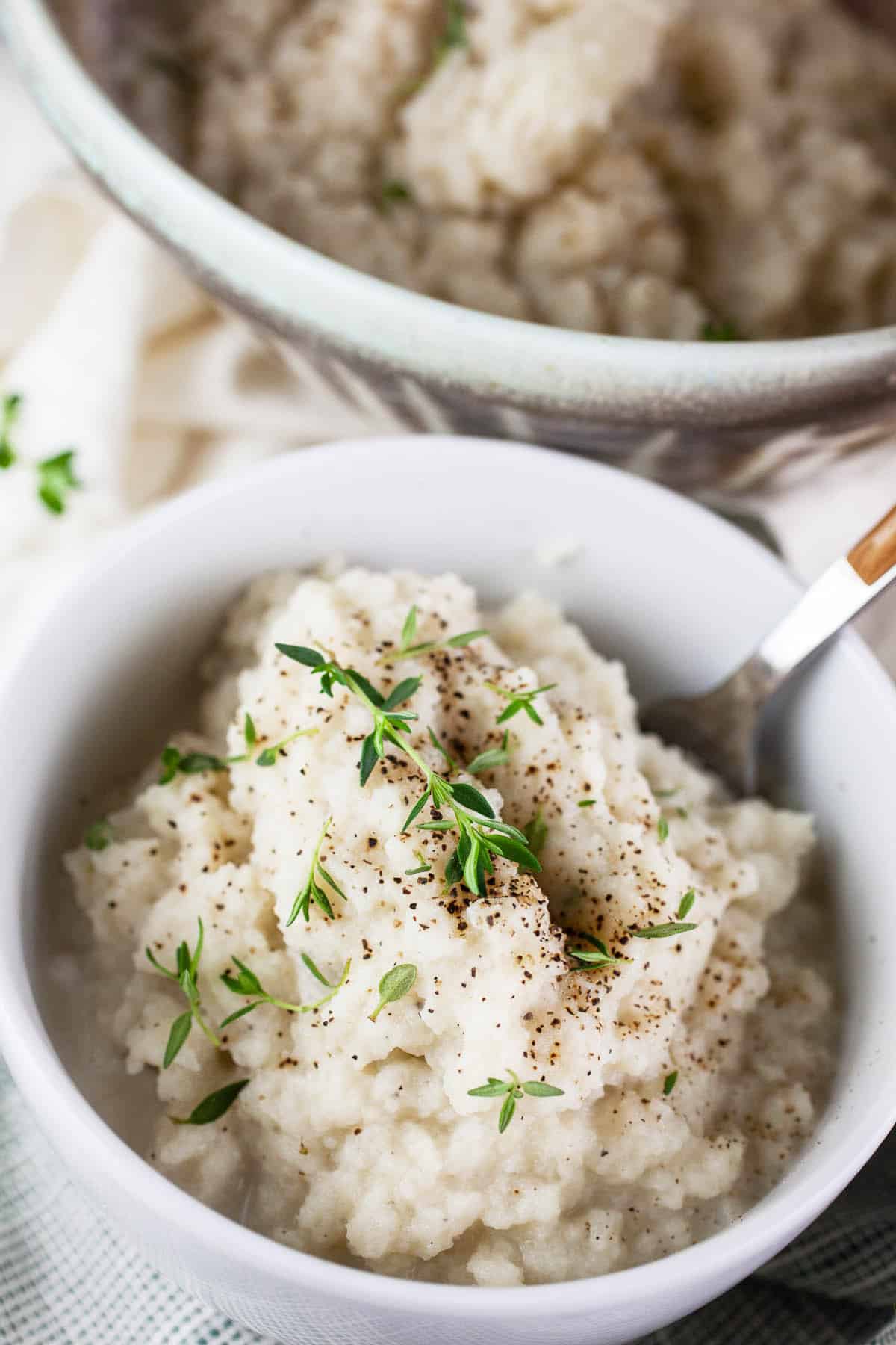 Mashed Kohlrabi with Roasted Garlic