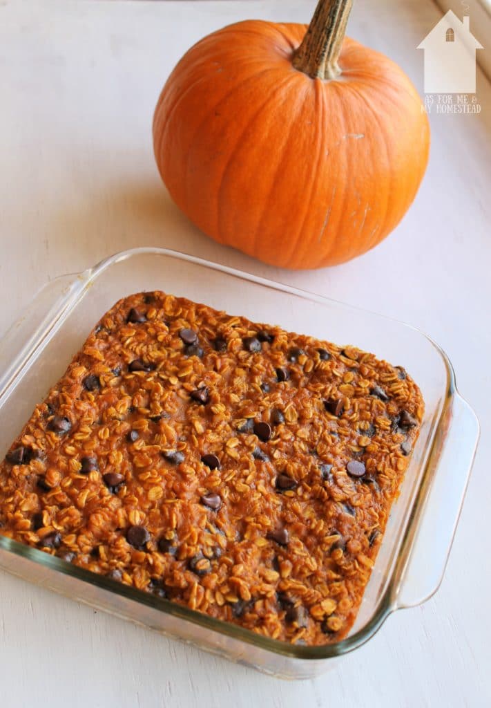 Pumpkin Chocolate Chip Baked Oatmeal