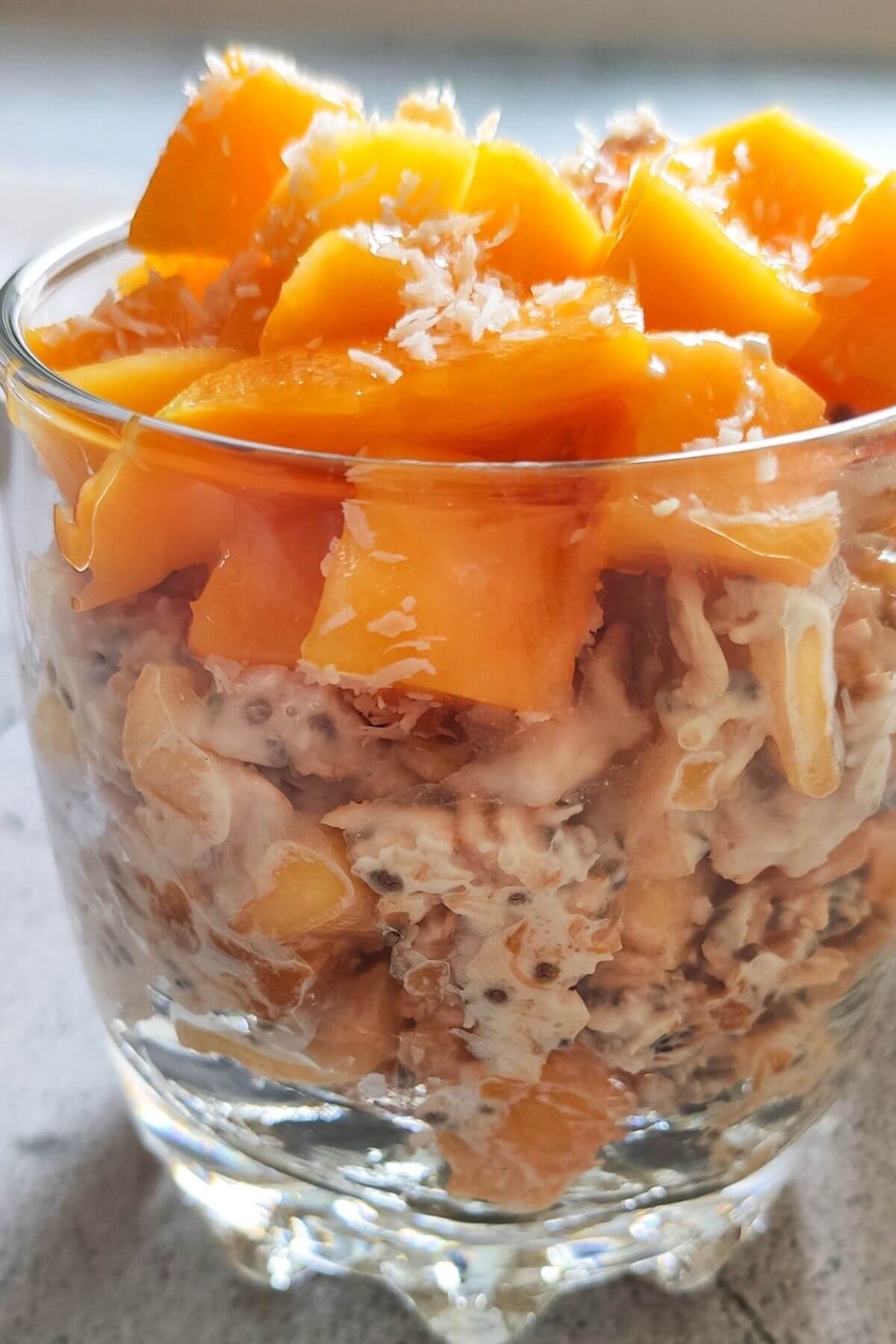  Mango Overnight Oats