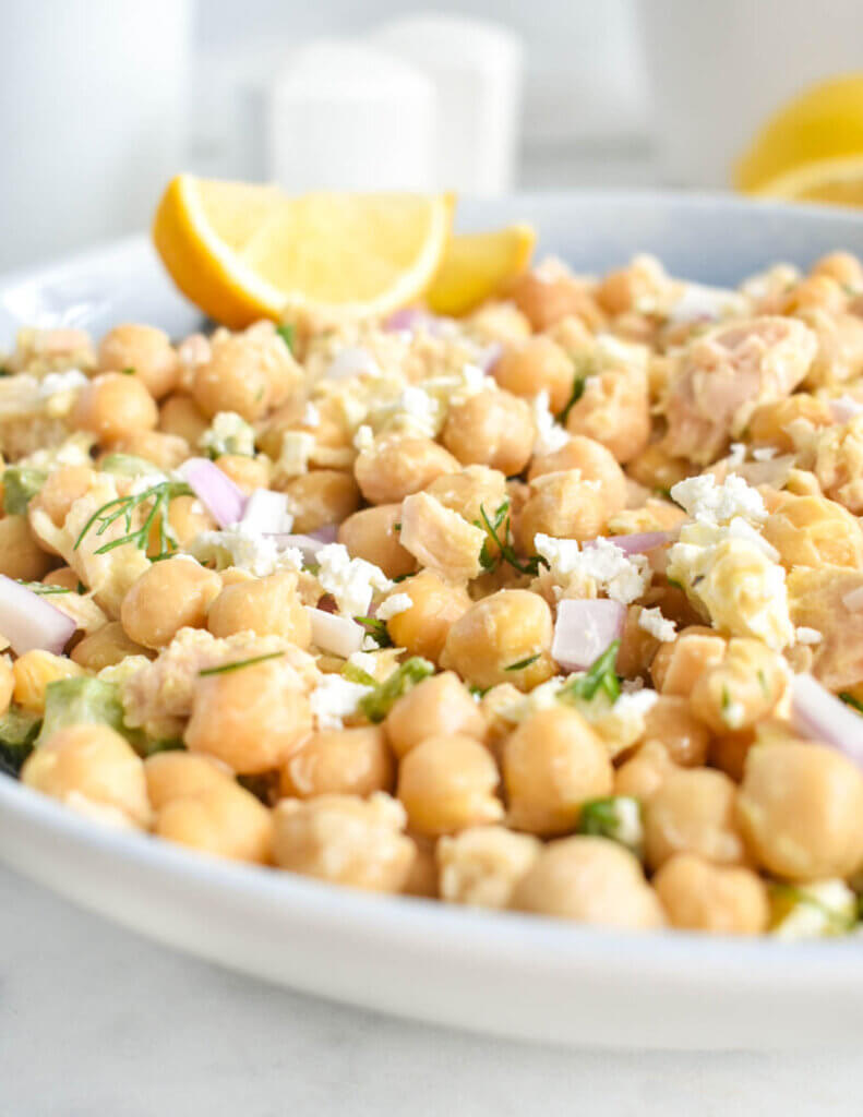 Chickpea Salad with Tuna