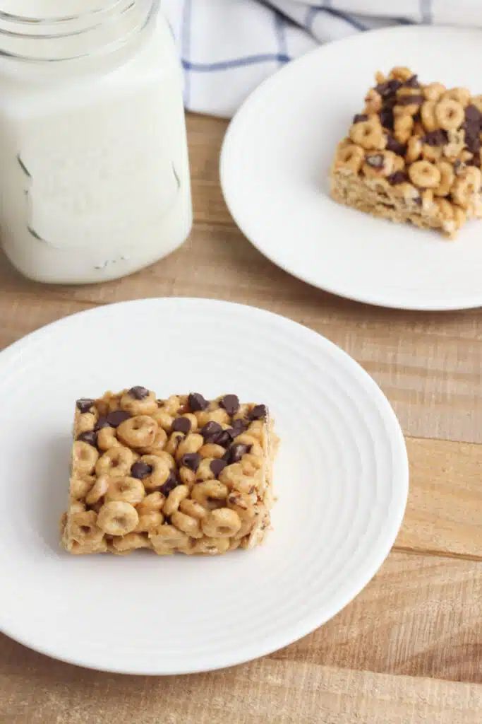 Peanut Butter Cheerio Bars
