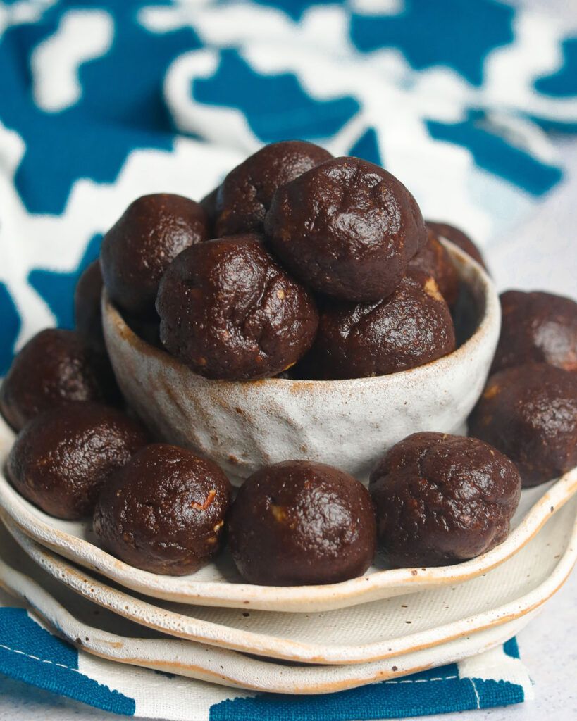 Almond Butter Energy Balls