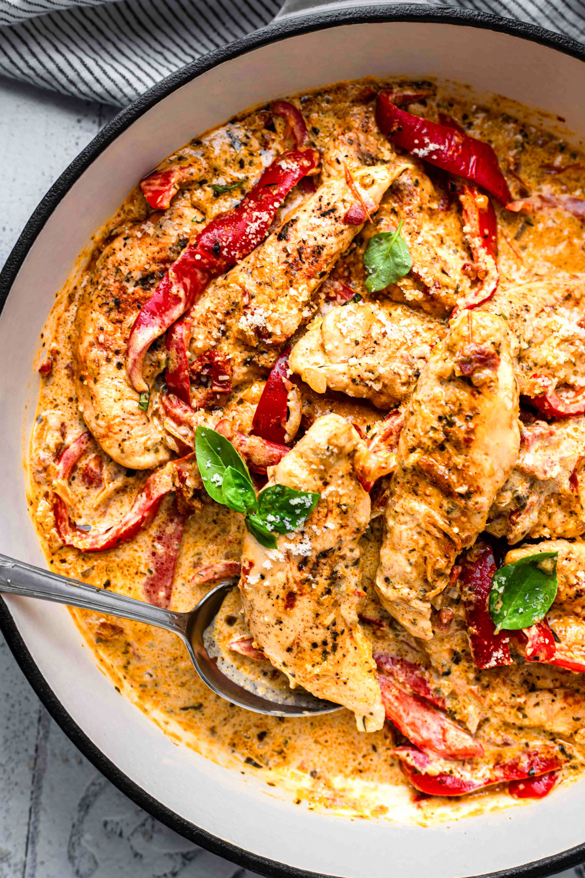 creamy pesto chicken