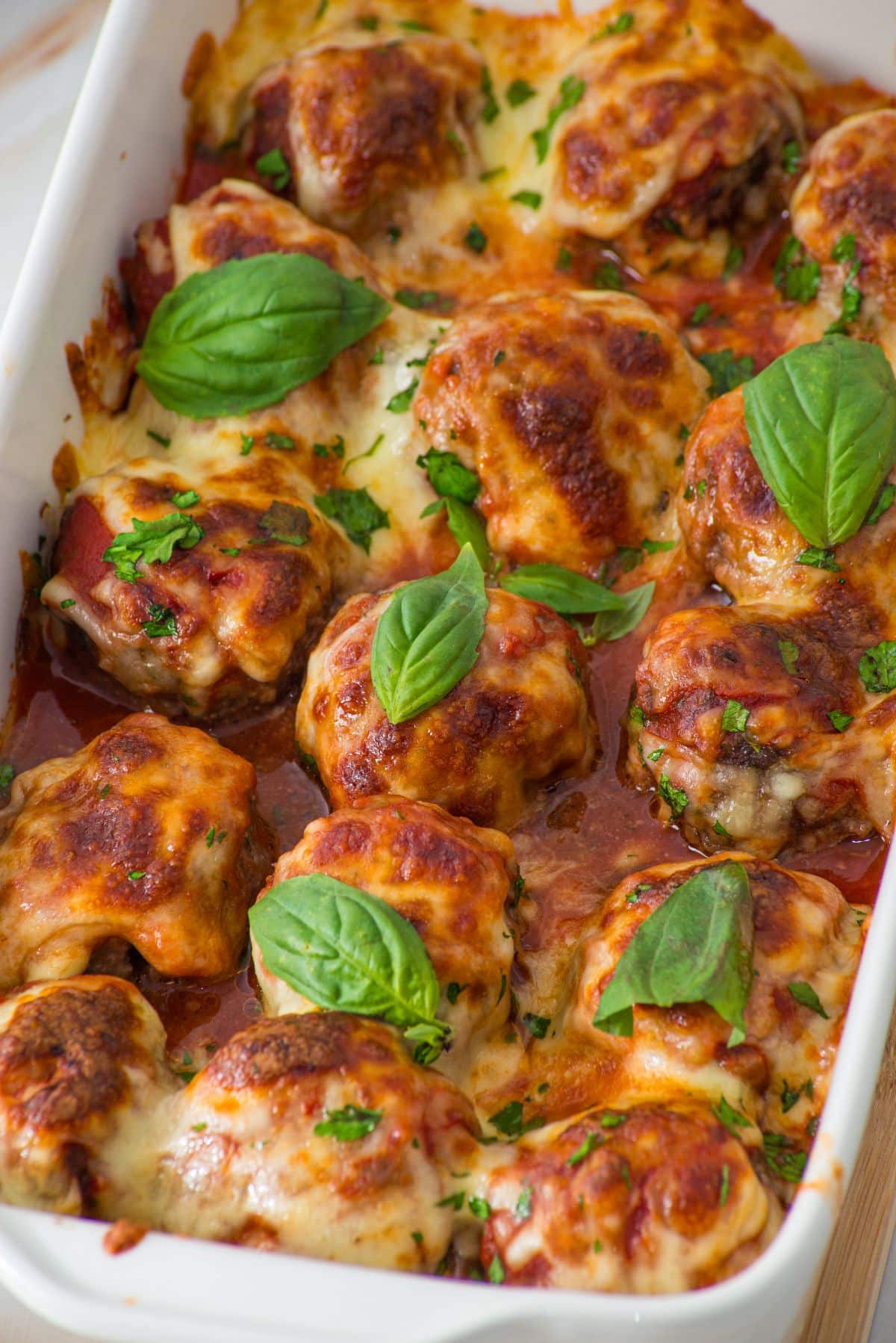 Delectable Meatballs with Cheese and Marinara Sauce