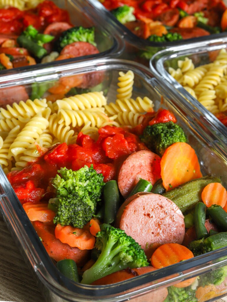 chicken sausage pasta meal prep