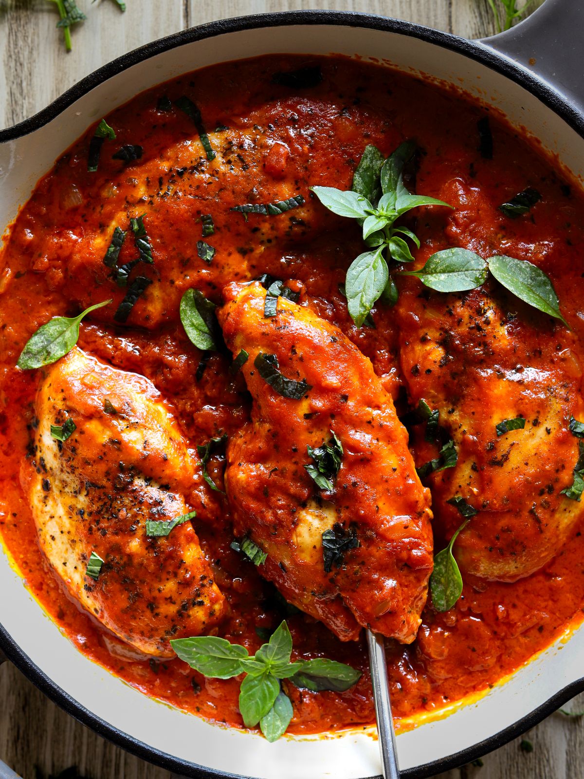Chicken in Tomato and Coconut Sauce